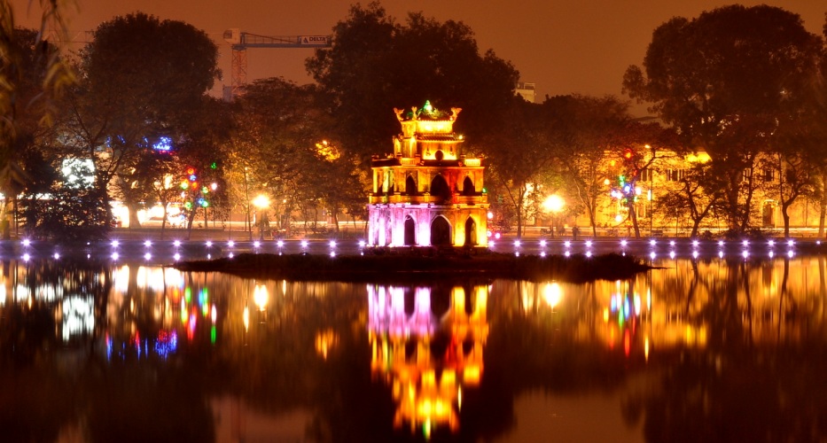 Hoan Kiem Lake (Return Sword Lake) – The heart of Hanoi Capital