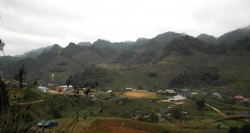 From Pine hill, you can see the Ang village