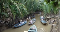You will be used motor-boat to stream along the narrow canals of Mekong