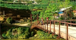 Bridge lies between Lao Chai and Tavan villages