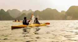 Experience kayaking in the wonderful Halong Bay
