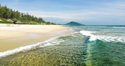 Lang Co beach - a must-go destination in 2 weeks in Vietnam