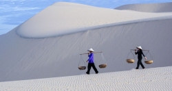 White Sand dunes in Mui Ne