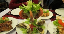the great BBQ dinner with seafood on Grayline Cruise Halong .