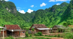 The authentic wooden houses on stilts in Chay Lap