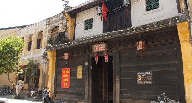 Tan Ky Ancient House in Hoian Travel Guides