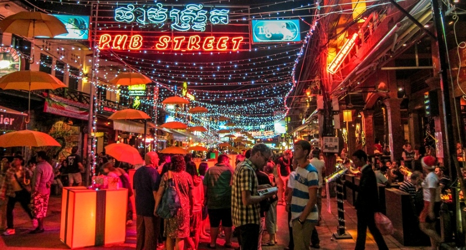 Pub street is the place that you need to join in its animated life-night in Siem Reap