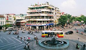 Walking around Hanoi Old Quarter