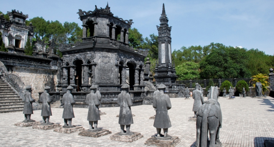 The statues on the front yard of Khai Dinh Tomb