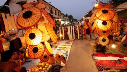 (DIY TIPS) Let's visit Luang Prabang at night in your Vietnam Cambodia Laos tour.