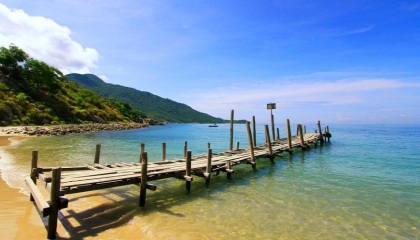 Let's relax completely in the charming island of Cu Lao Cham.