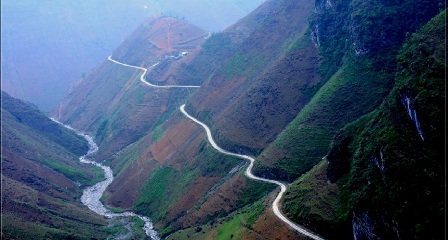 Ma Pi Leng is one of the four greatest pass in Northern Vietnam