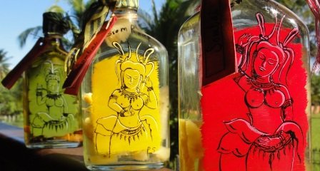 The painted bottle - a interesting souvenir that you can find to buy in Siem Reap