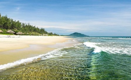 Don't miss the beautiful paradise of Lang Co beach in your Vietnam package tour
