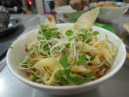 Quang noodle is one of the best dishes in Danang cuisine