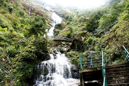 Silver-waterfall-in-sapa