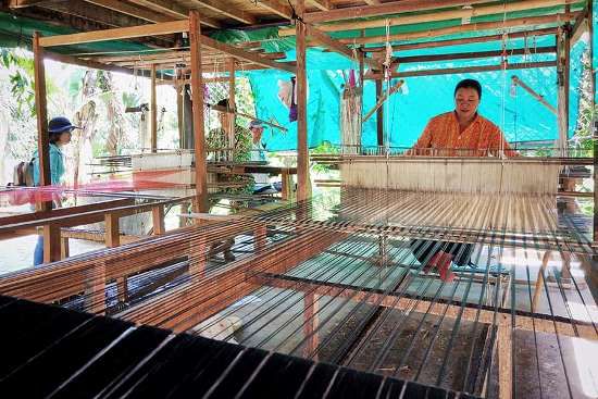 weaving silk has long history of development