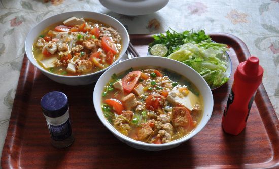 crab noodle in Hanoi