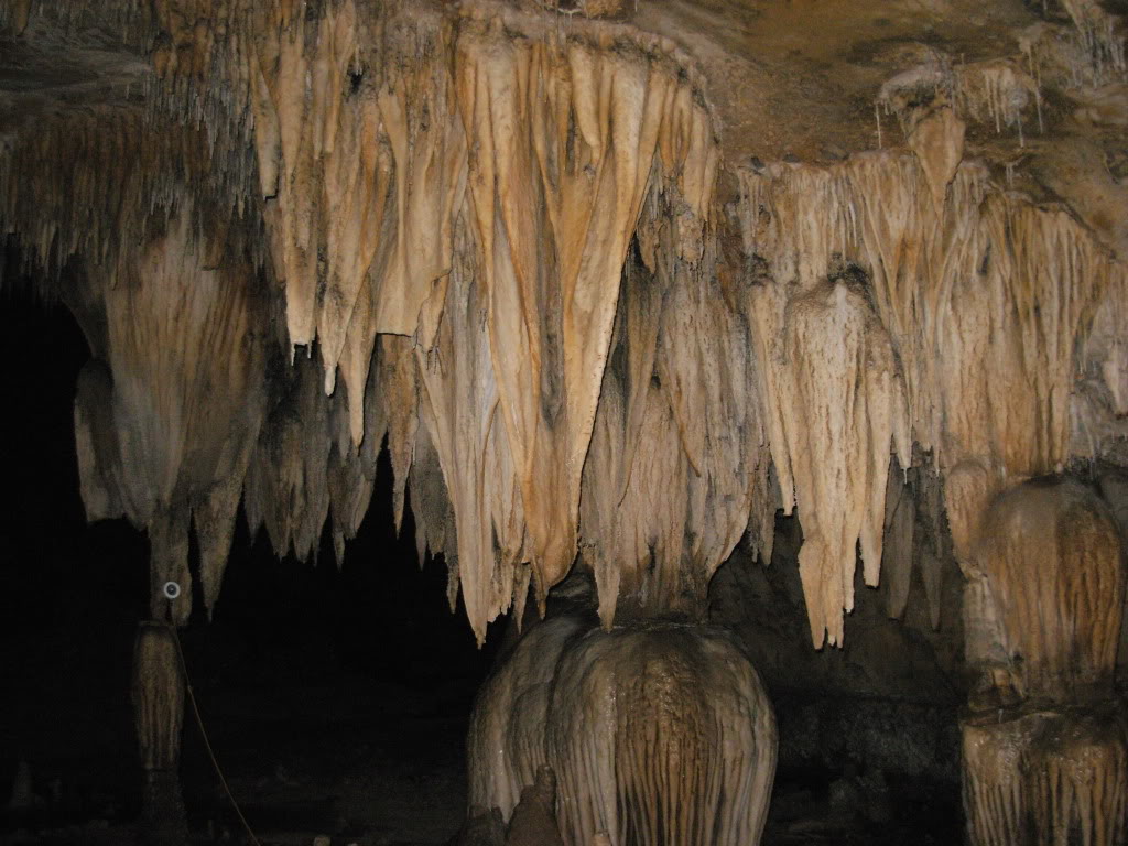 stalactites inside of Pu Sam Cap Cave