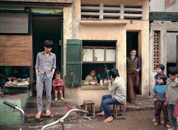 A little food shop on Ma May Street in 1988.