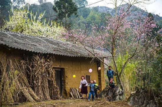 ethnic minorities house