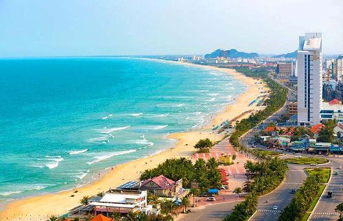 Long seashore and soft sand, My Khe is always one of best Vietnam beaches.