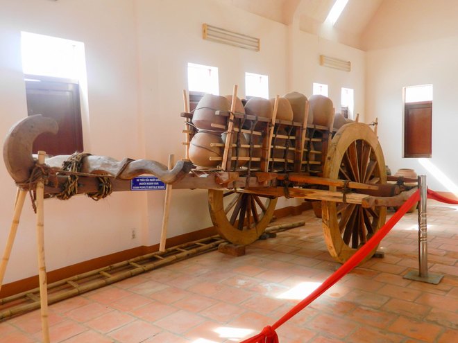 many ancient things of Cham people in the exhibition area