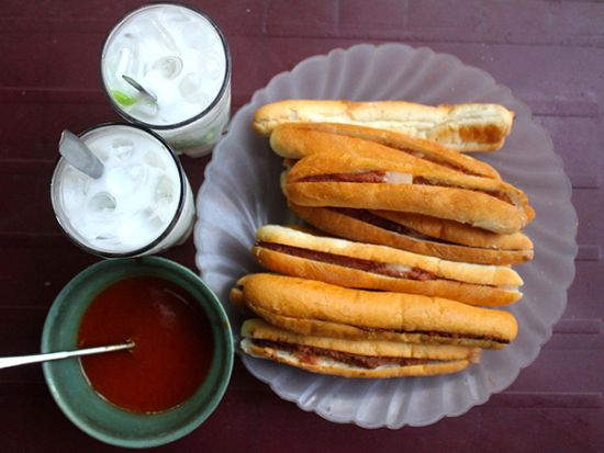 Hai Phong spicy sandwich