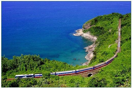 Strolling around Vietnam on a train is an amazing idea.